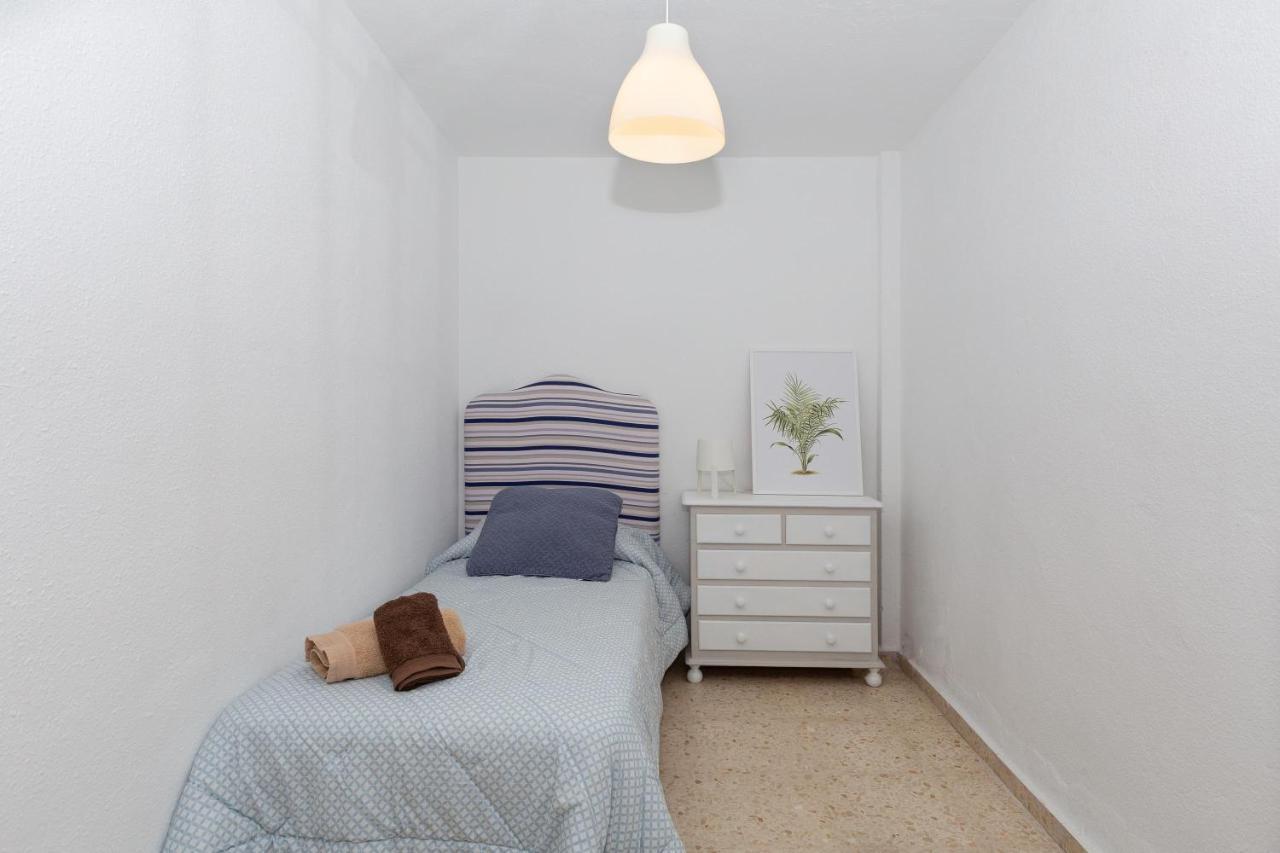 Апартаменты Apartamento Beramendi Торремолинос Экстерьер фото